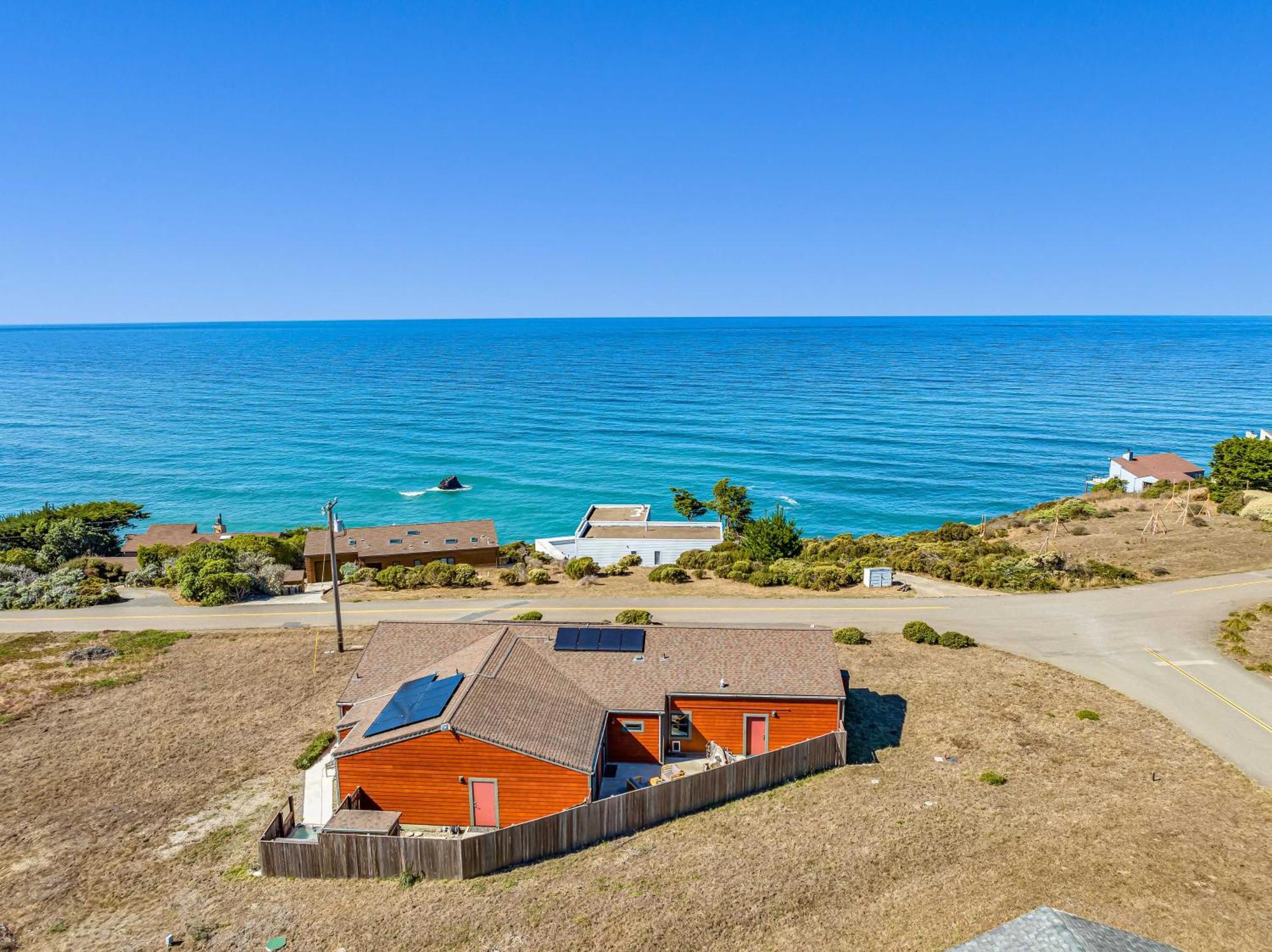 Dream Weaver House With Hot Tub And Ocean View! Villa Manchester Kültér fotó